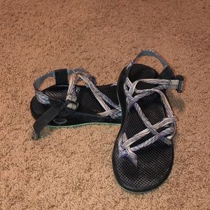 chacos!